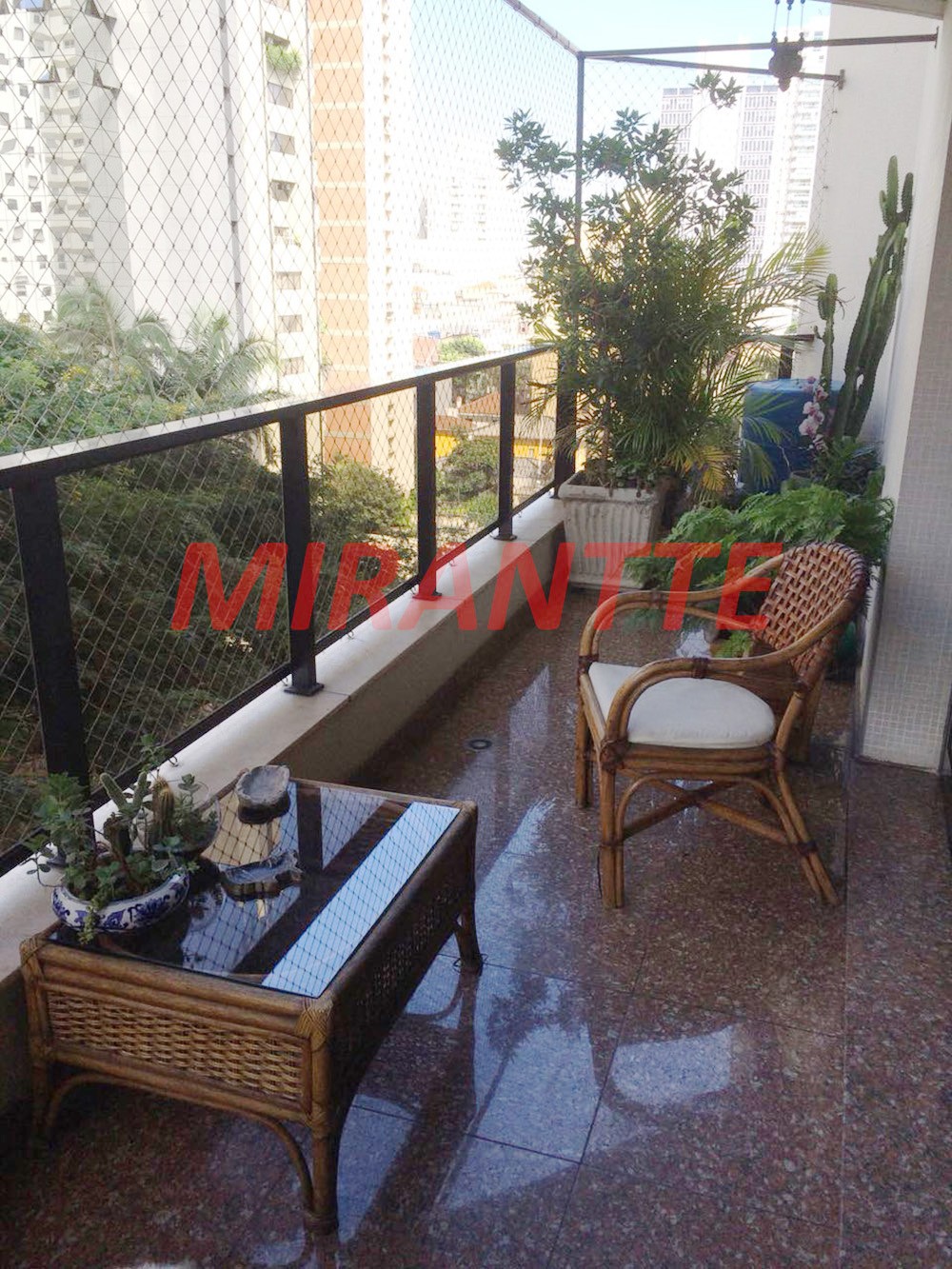 Apartamento de 218m² com 3 quartos em Perdizes
