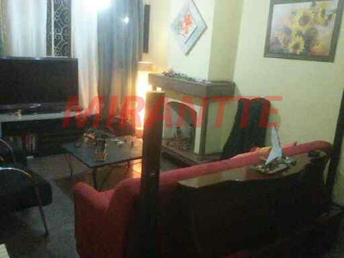 Sobrado de 190m² com 4 quartos em Jardim Brasil