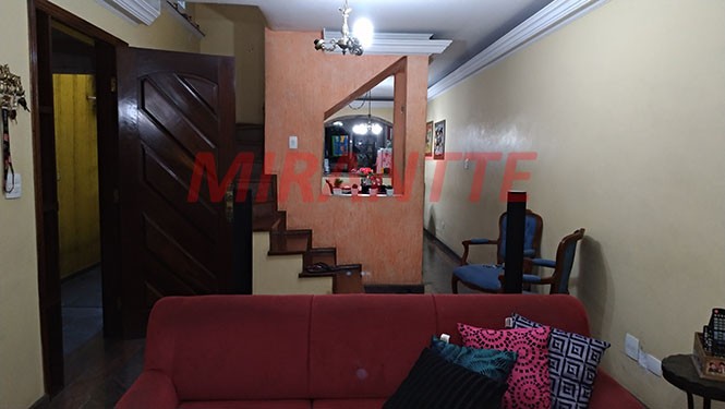 Sobrado de 190m² com 4 quartos em Jardim Brasil
