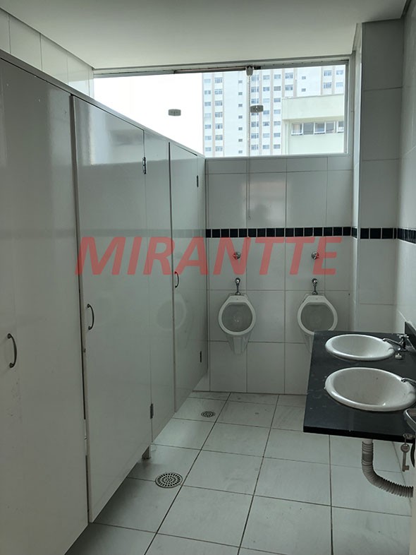 Comercial de 2100m² em Centro