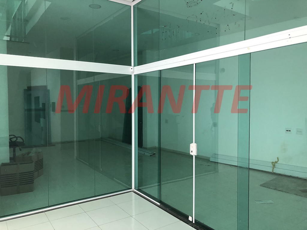 Comercial de 2100m² em Centro