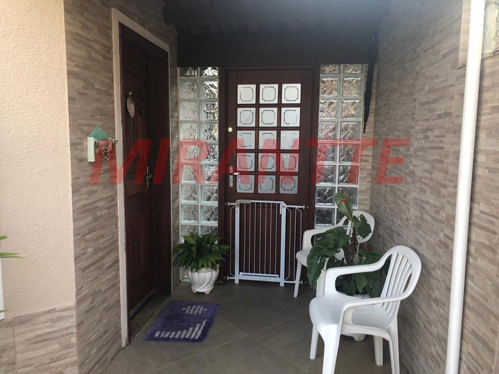 Cond. fechado de 142m² com 3 quartos em Vila Rosa