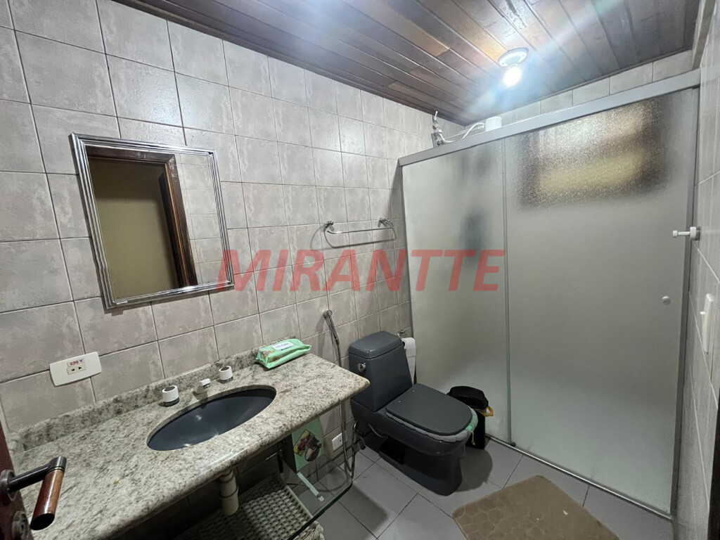Cond. fechado de 300m² com 5 quartos em Serra Da Cantareira