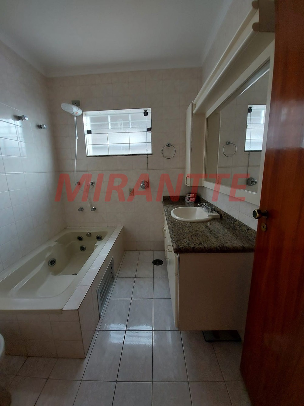 Sobrado de 154m² com 3 quartos em Palmas Do Tremembé