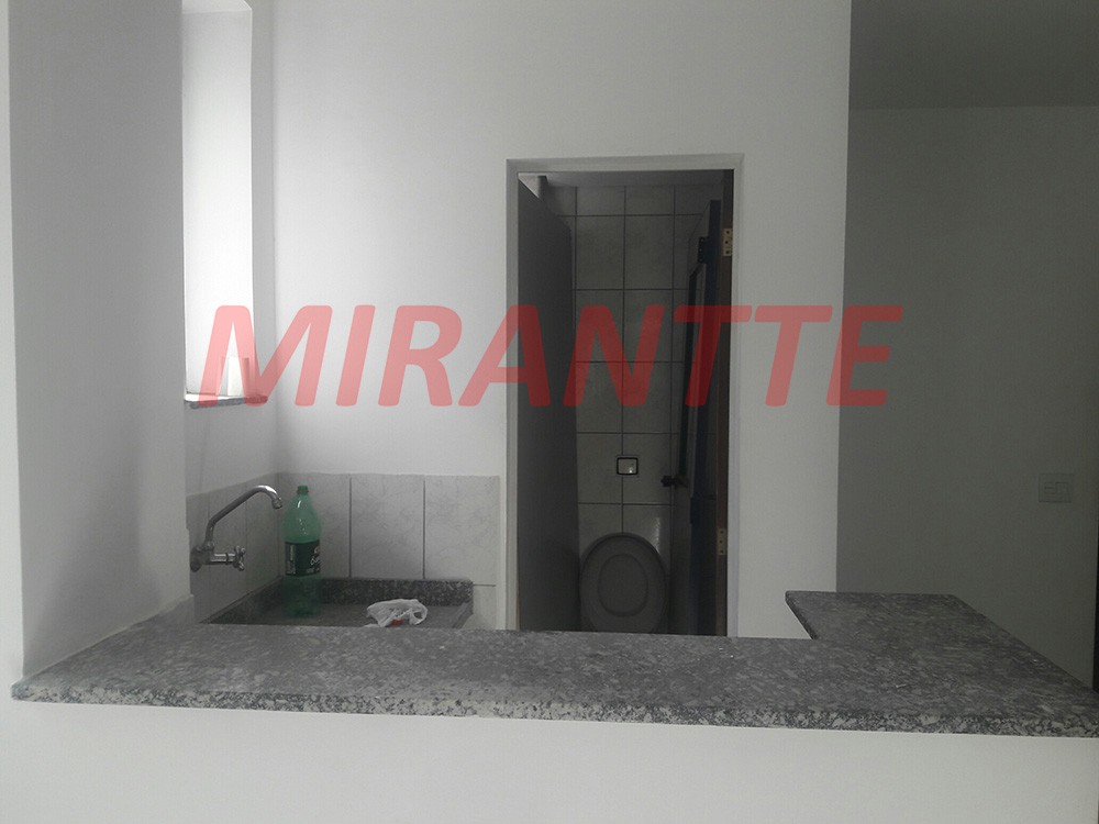 Comercial em Santa Teresinha
