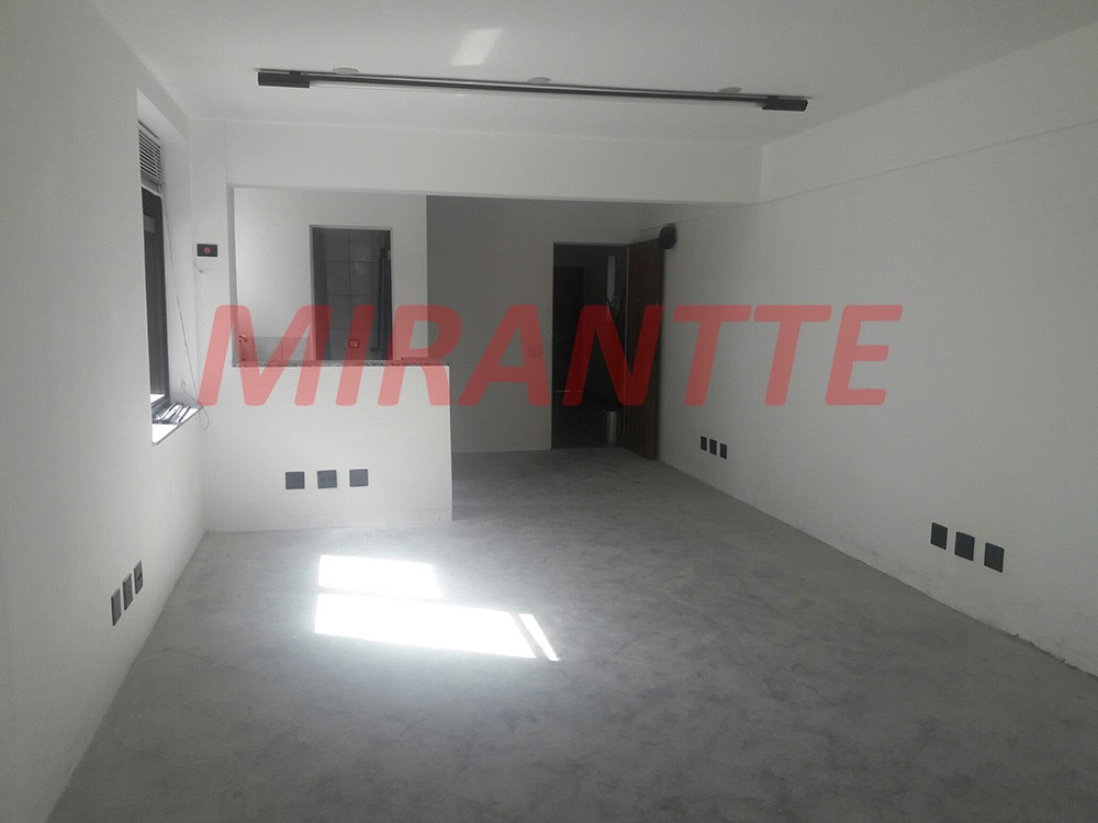 Comercial em Santa Teresinha