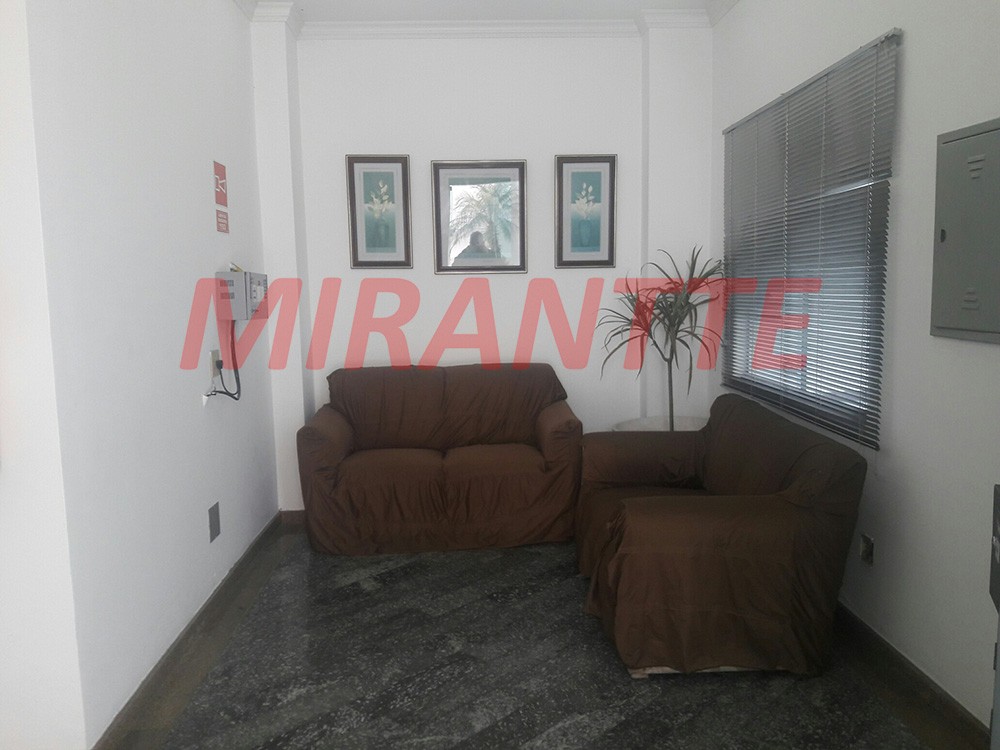 Comercial em Santa Teresinha
