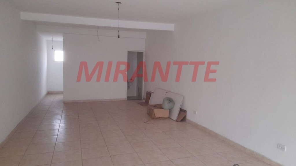 Comercial de 180m² em Santana