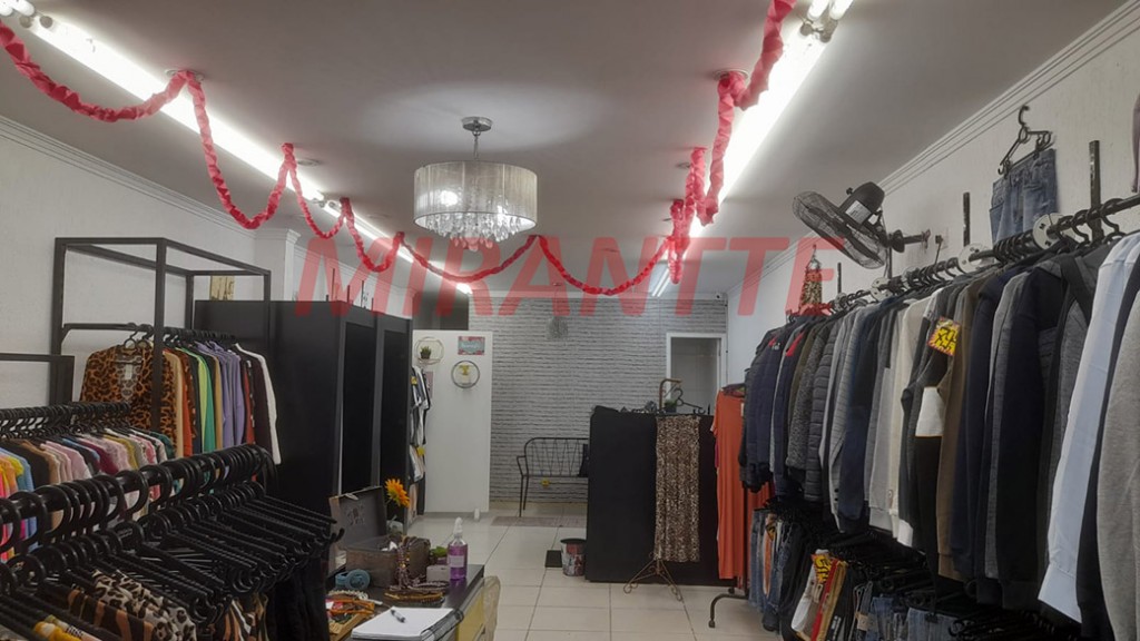 Comercial de 180m² em Santana