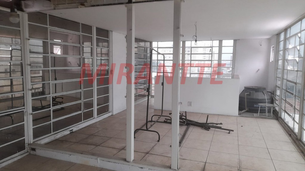 Comercial de 180m² em Santana