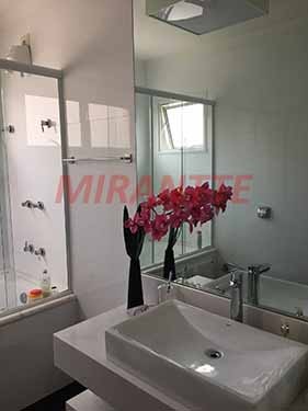 Sobrado de 254m² com 3 quartos em Mandaqui
