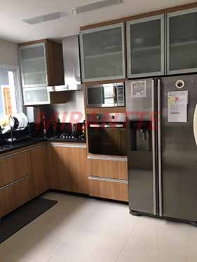 Sobrado de 254m² com 3 quartos em Mandaqui