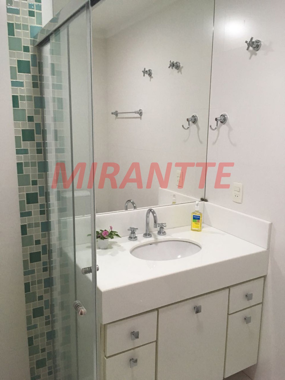 Apartamento de 190m² com 4 quartos em Vila Rosália