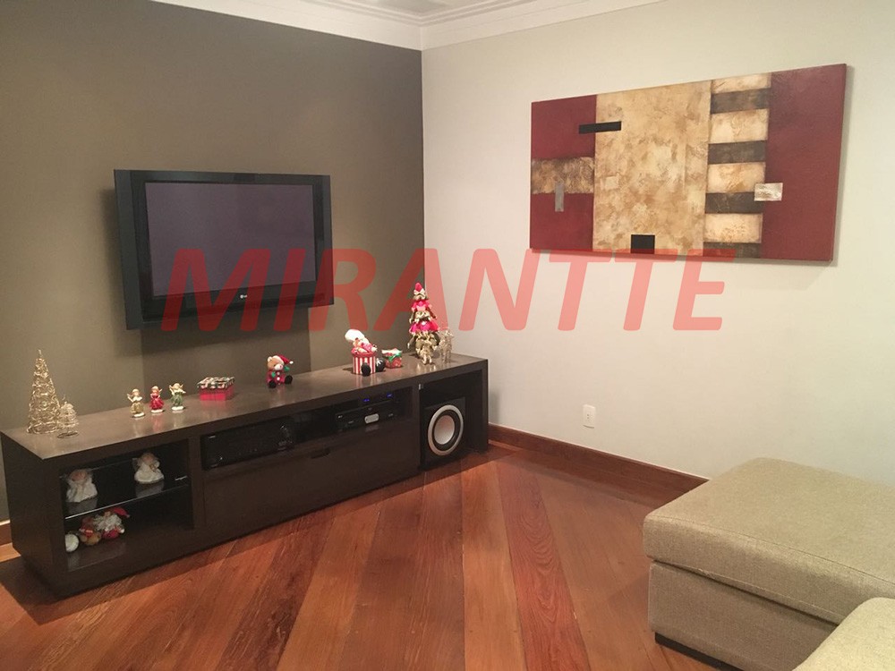 Apartamento de 190m² com 4 quartos em Vila Rosália