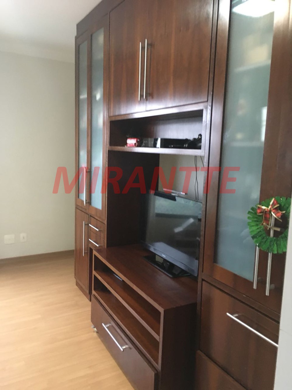 Apartamento de 190m² com 4 quartos em Vila Rosália