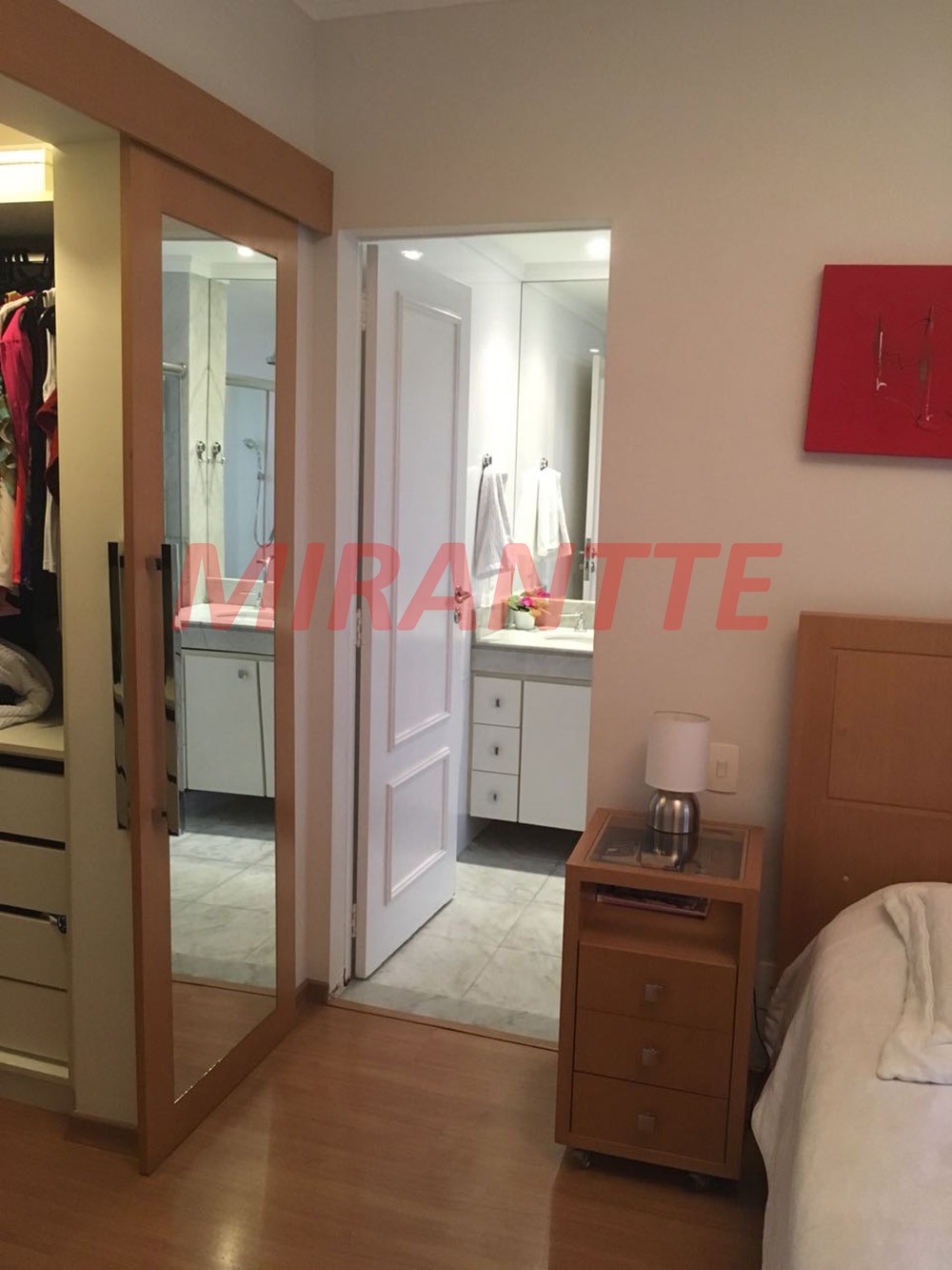 Apartamento de 190m² com 4 quartos em Vila Rosália