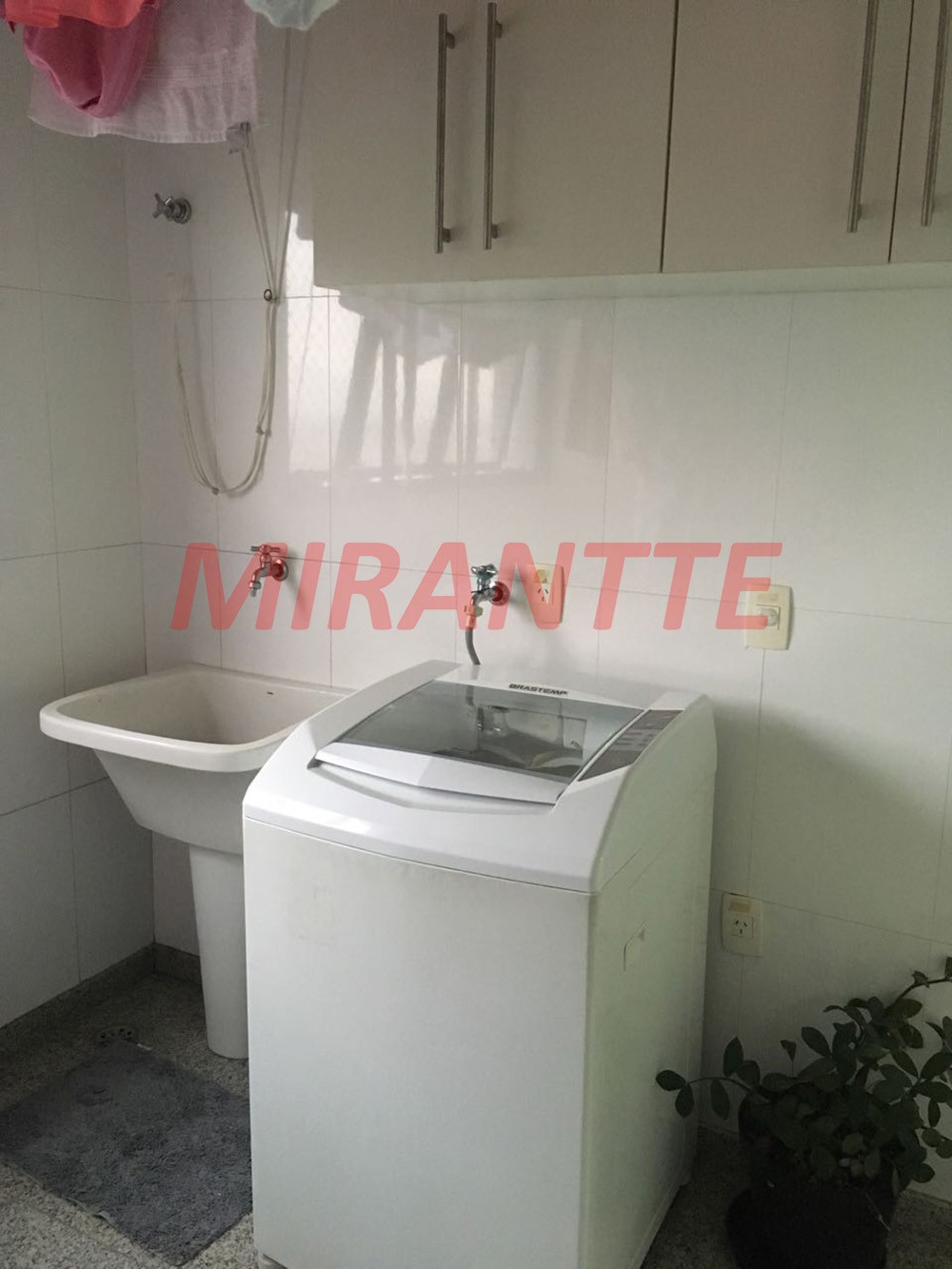 Apartamento de 190m² com 4 quartos em Vila Rosália