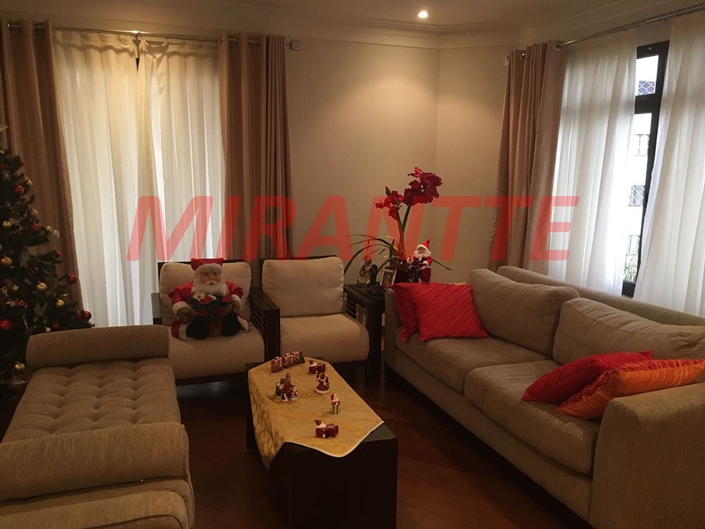 Apartamento de 190m² com 4 quartos em Vila Rosália