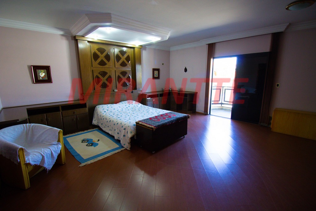 Sobrado de 670m² com 4 quartos em Jardim São Bento