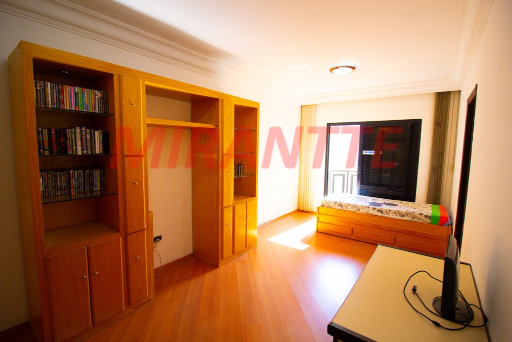 Sobrado de 670m² com 4 quartos em Jardim São Bento