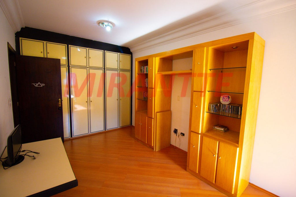 Sobrado de 670m² com 4 quartos em Jardim São Bento