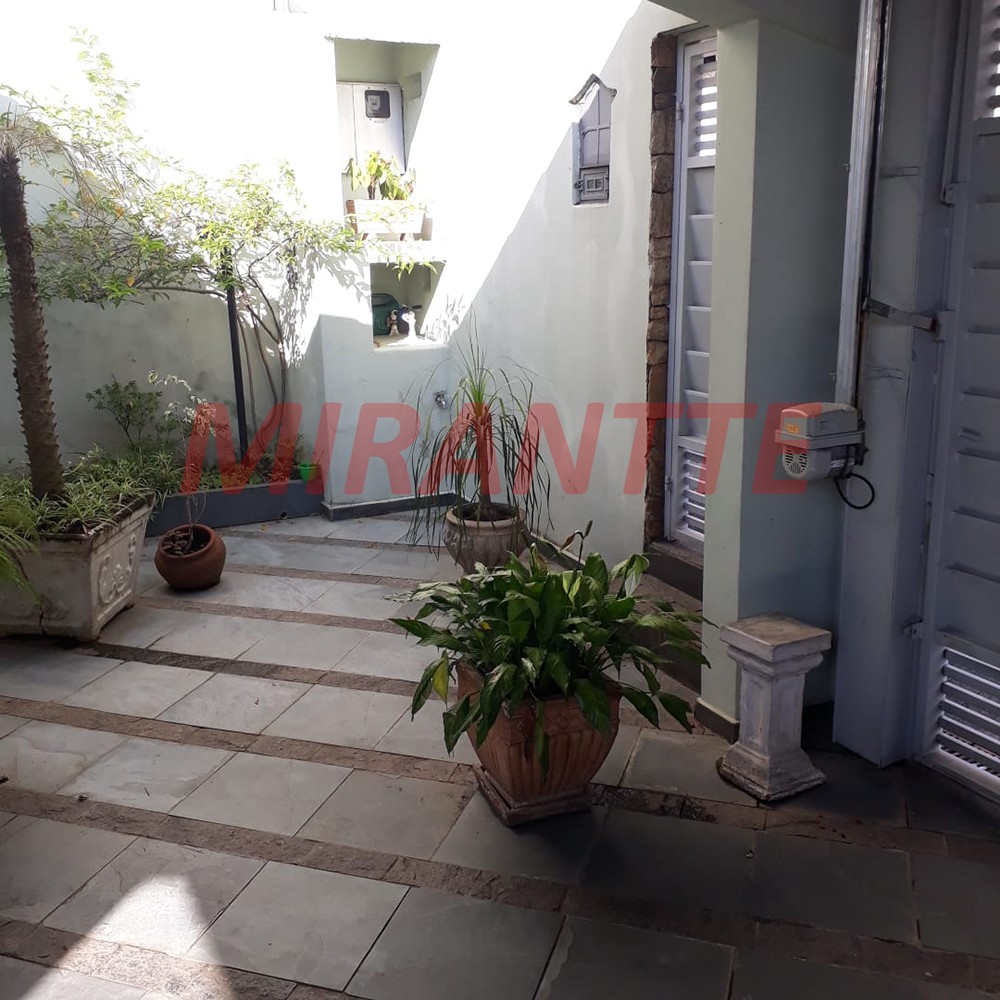 Sobrado de 250m² com 3 quartos em Santana