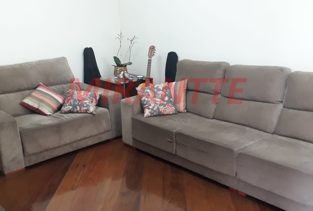 Sobrado de 250m² com 3 quartos em Santana
