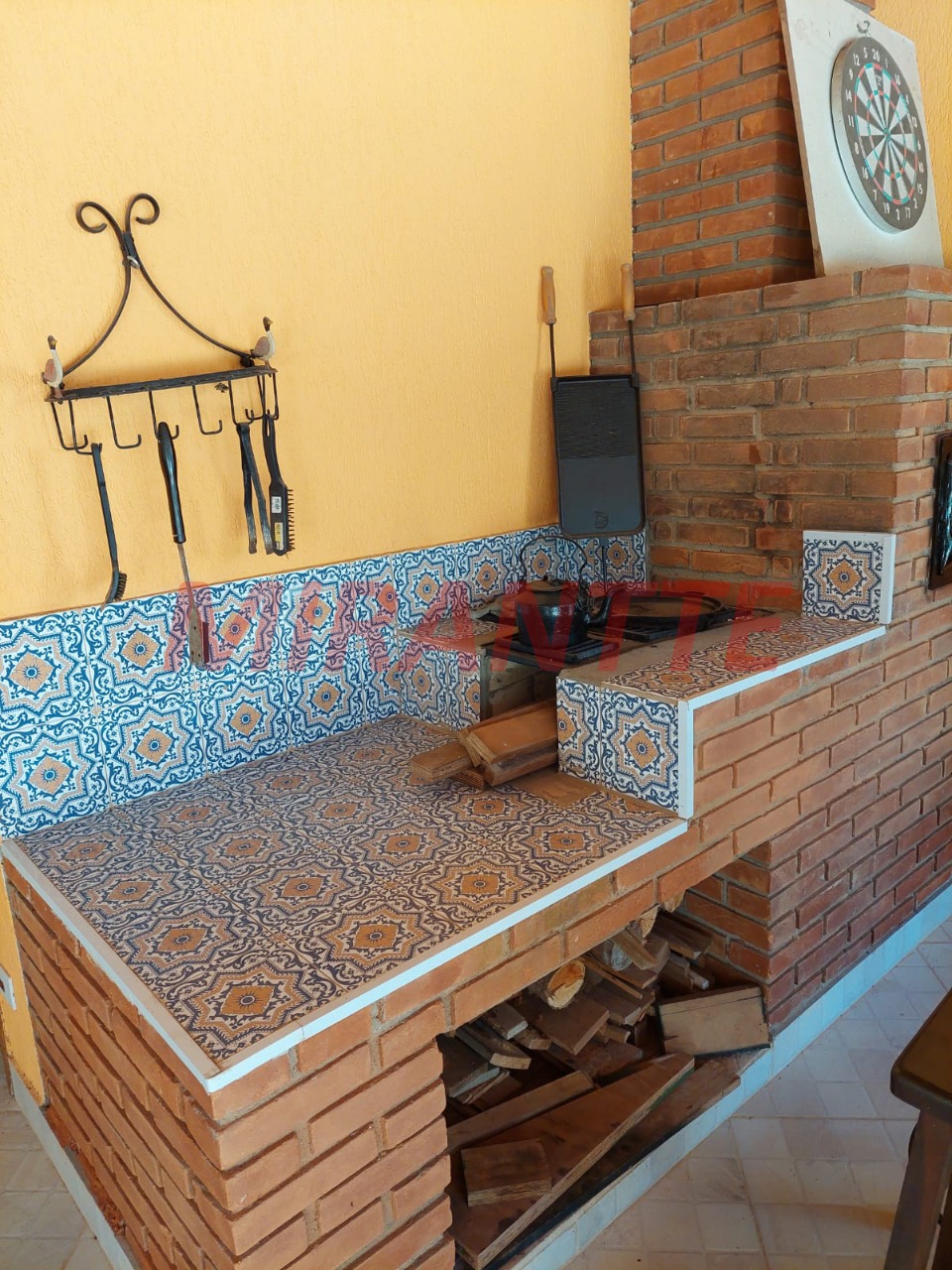 Sobrado de 550m² com 4 quartos em Serra Da Cantareira