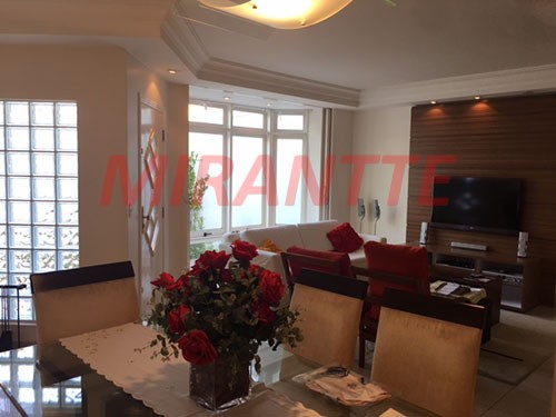Sobrado de 249m² com 4 quartos em Tucuruvi