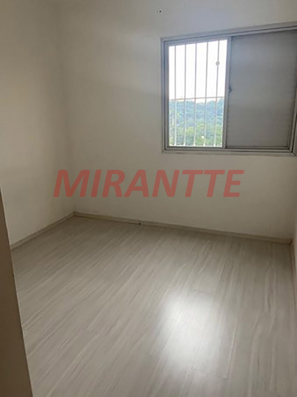Apartamento com 3 quartos em Horto Florestal