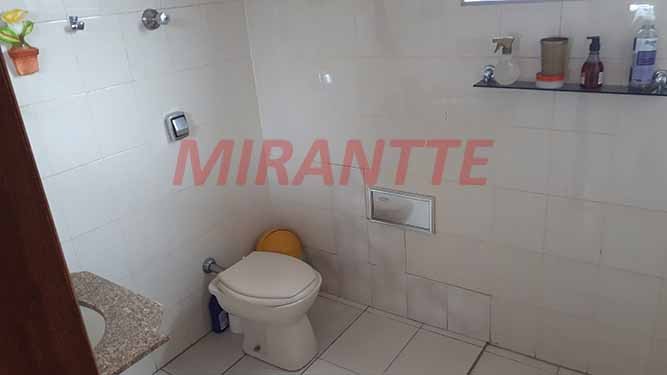 Sobrado de 304m² com 4 quartos em Chora Menino