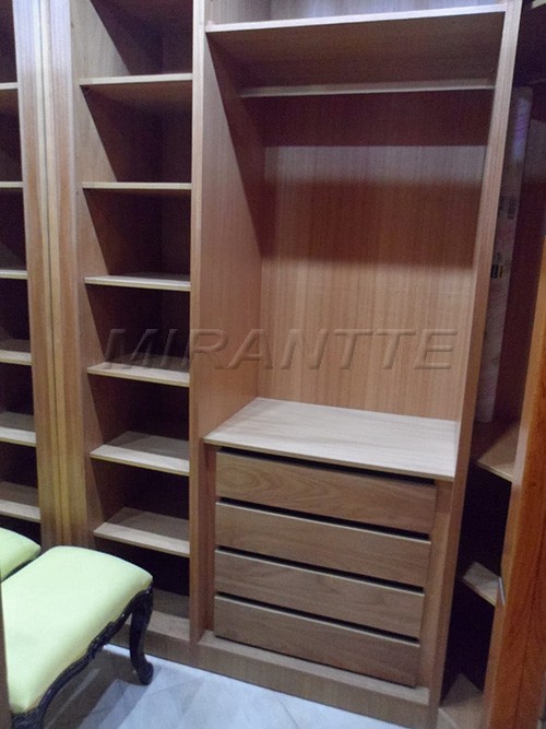 Sobrado de 299m² com 3 quartos em Jardim Bandeirante