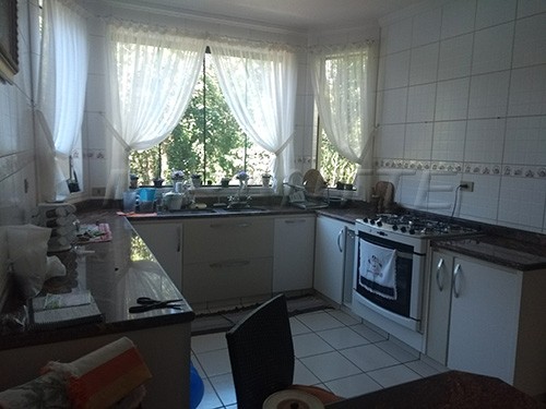 Sobrado de 350m² com 3 quartos em Serra da Cantareira