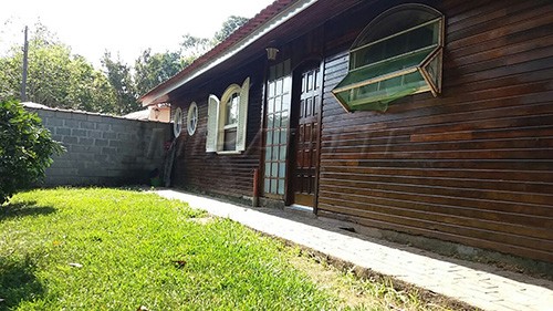 Casa terrea de 265m² com 4 quartos em Serra Da Cantareira