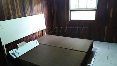 Casa terrea de 265m² com 4 quartos em Serra Da Cantareira
