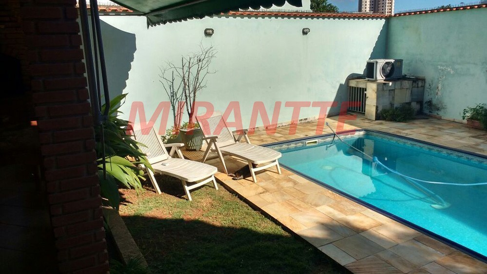 Casa terrea de 248m² com 3 quartos em Santa Terezinha