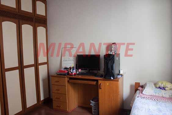 Sobrado de 171m² com 4 quartos em Vila Gustavo