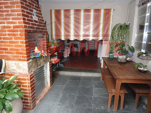 Sobrado de 180m² com 4 quartos em Bortolândia