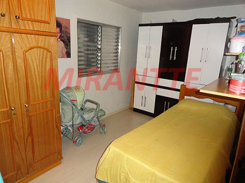 Sobrado de 180m² com 4 quartos em Bortolândia