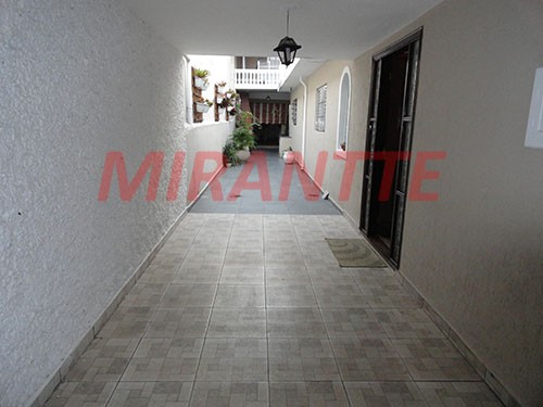 Sobrado de 180m² com 4 quartos em Bortolândia