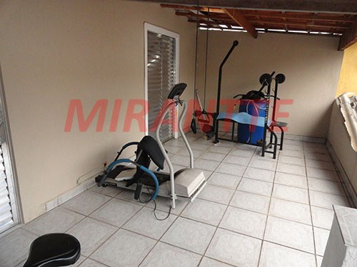 Sobrado de 180m² com 4 quartos em Bortolândia