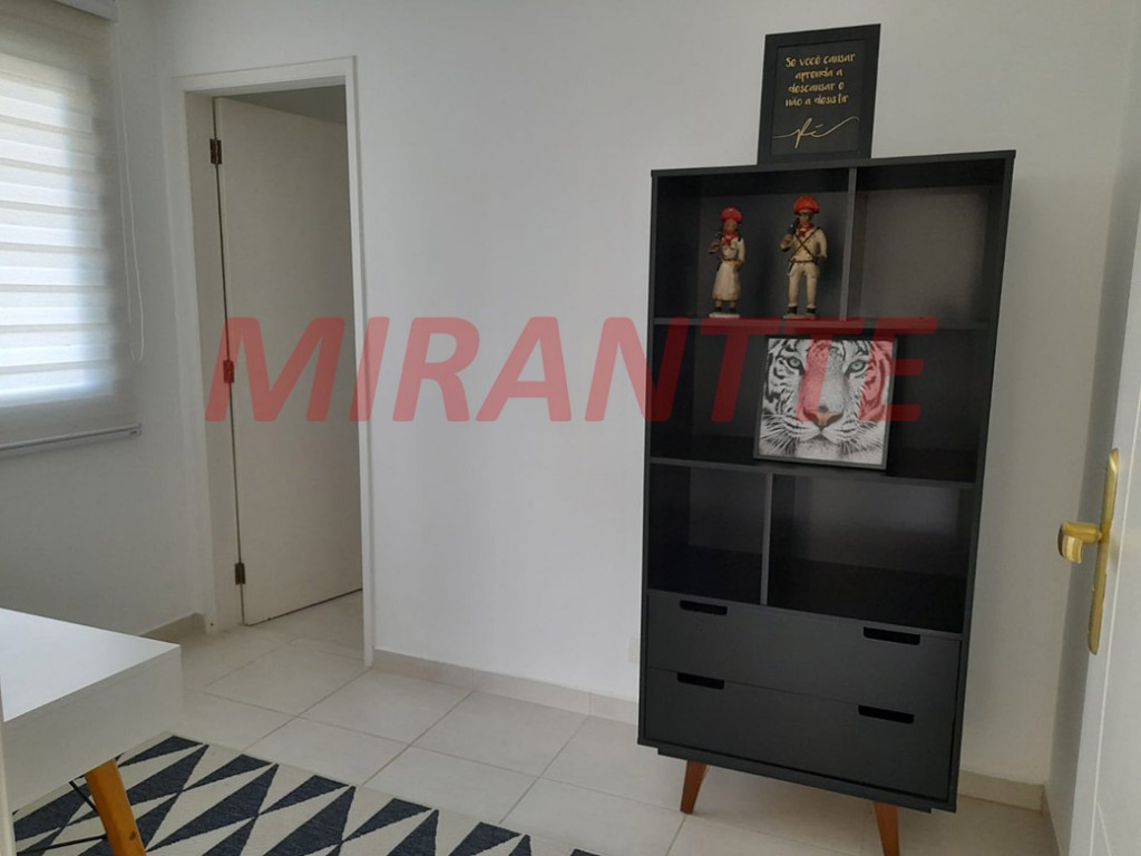Sobrado de 300m² com 3 quartos em Serra Da Cantareira