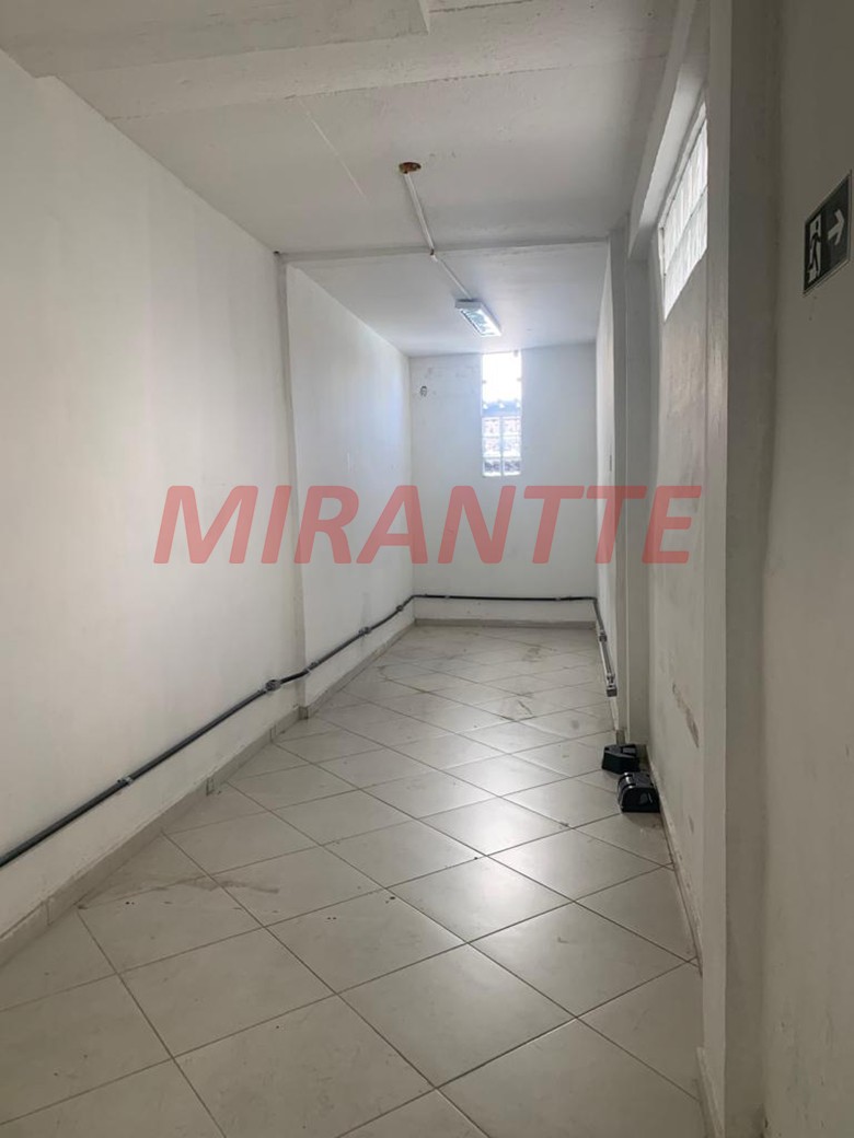 Comercial de 190m² em Santana