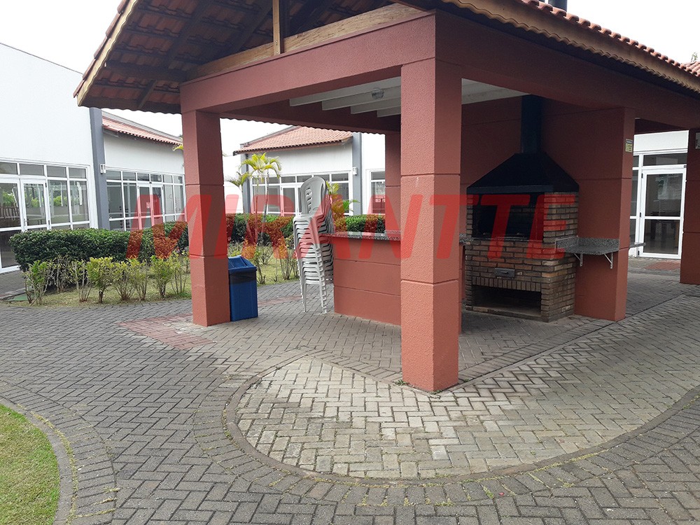 Apartamento de 47m² com 2 quartos em Cachoeirinha