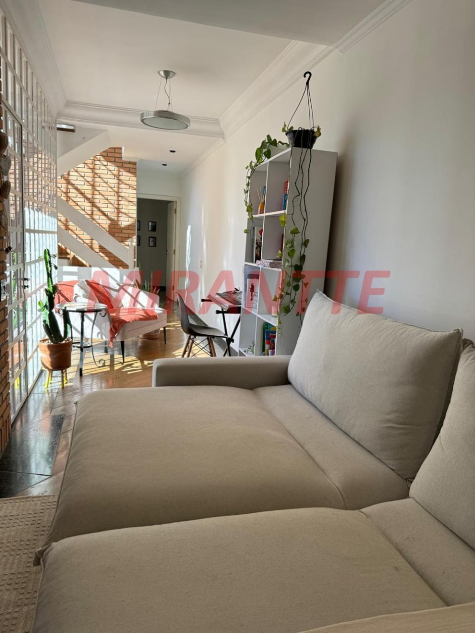Sobrado de 384m² com 2 quartos em Tremembe