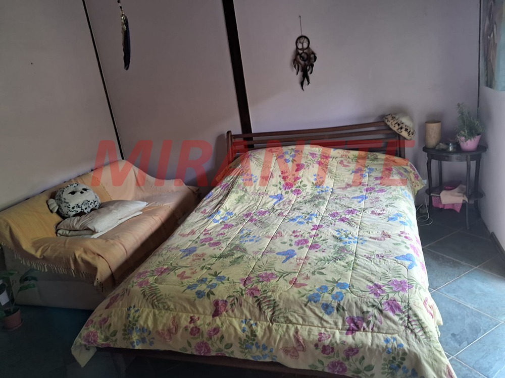 Cond. fechado de 222.22m² com 6 quartos em Alpes Da Cantareira