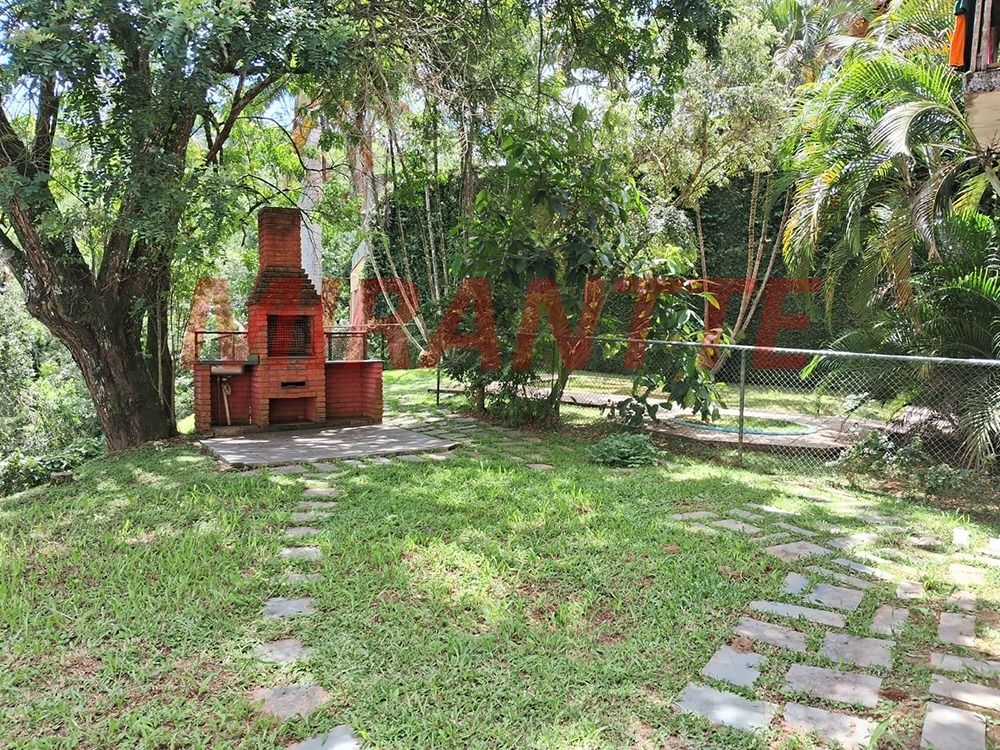 Cond. fechado de 222.22m² com 6 quartos em Alpes Da Cantareira