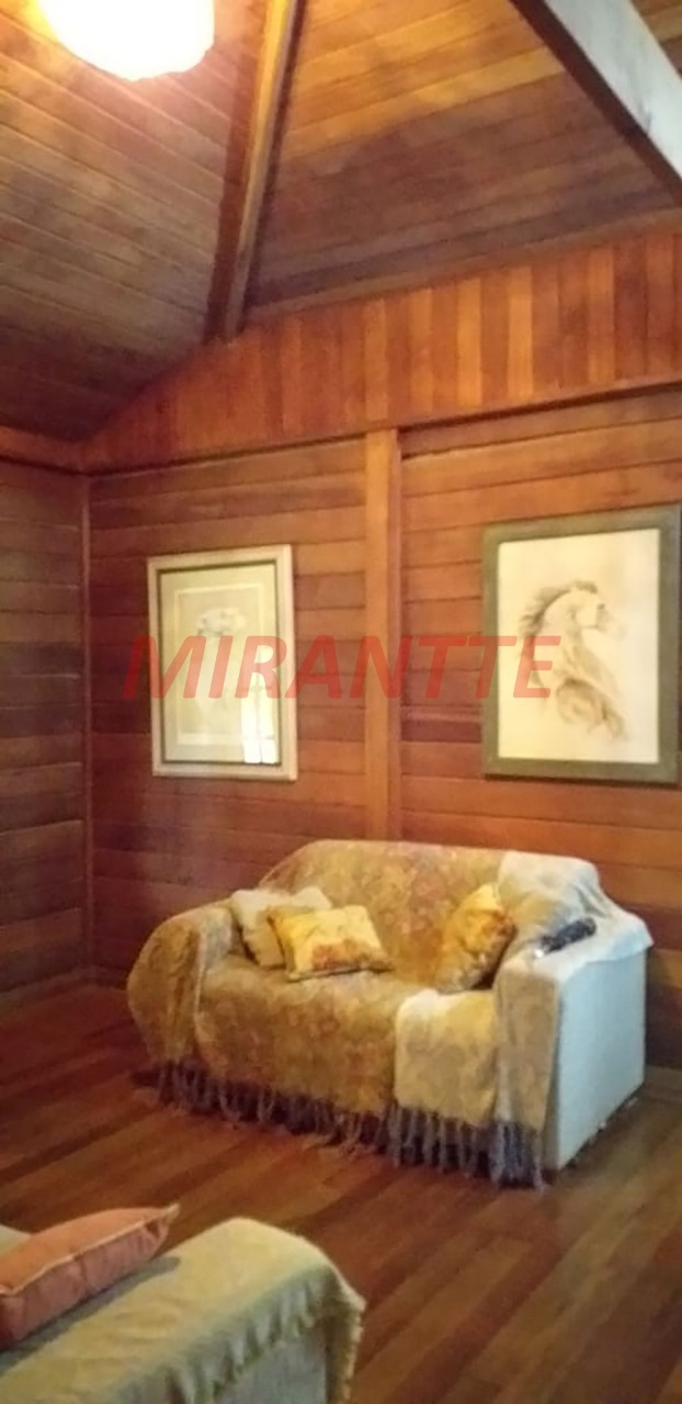 Cond. fechado de 222.22m² com 6 quartos em Alpes Da Cantareira