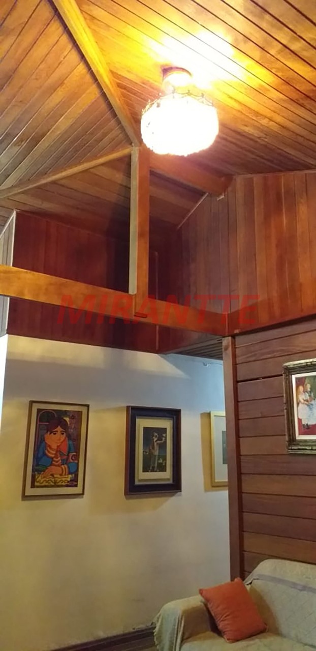 Cond. fechado de 222.22m² com 6 quartos em Alpes Da Cantareira