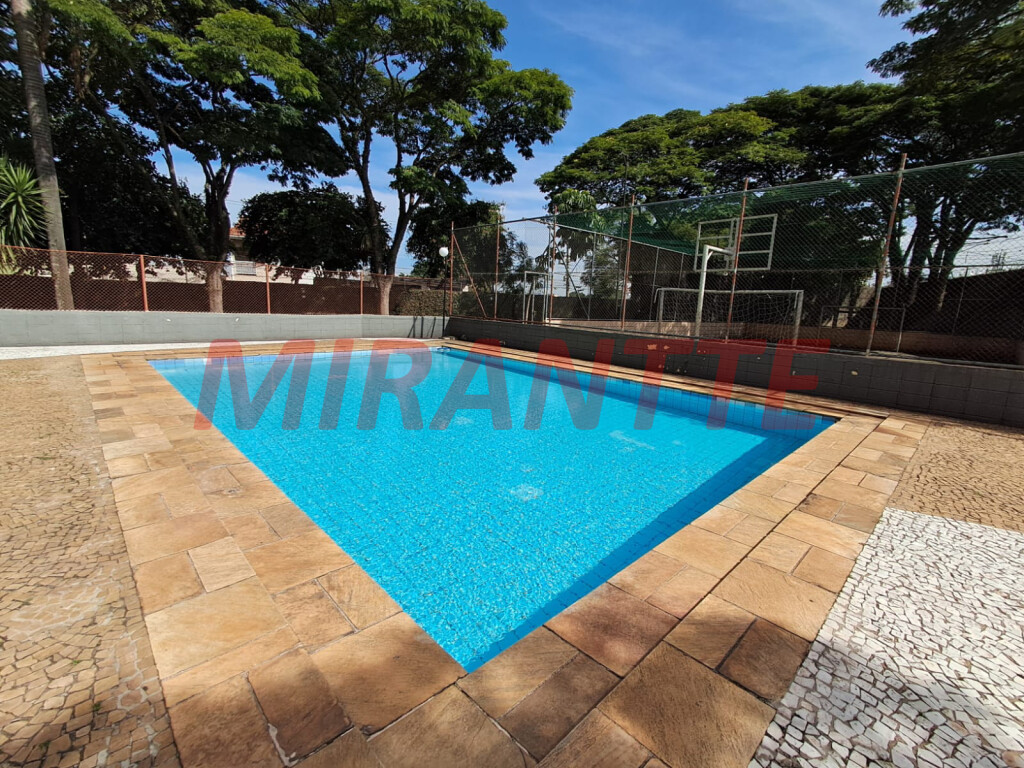 Apartamento de 45m² com 2 quartos em Cachoeirinha